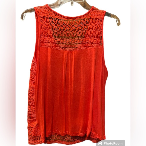 Solitaire coral color crocheted lined top size large - Picture 2 of 6